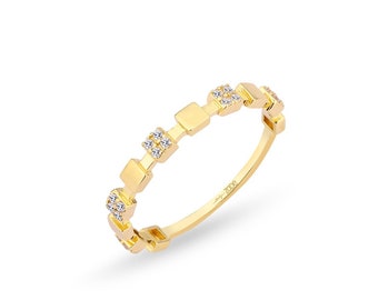 Fyrkantig silverring med sten: Elegant geometrisk stapelbar armband