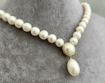 Elegant guldfärgat pärlhalsband: Brudsmycken