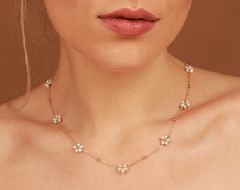Daisy Pearl Necklace: 8K Gold Flower Necklace
