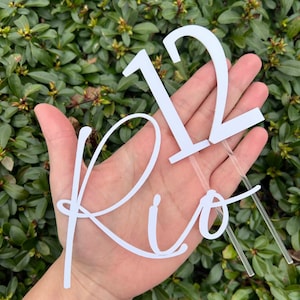 Weißer Name Charm Kuchen, Alter Charm, Name Charm, Name Cake Topper, Personalisierter Kuchen Charm, Kuchen Charm, Geburtstag Cake Topper