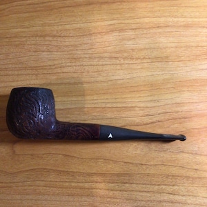 Amphora X-tra rusticated apple estate pipe