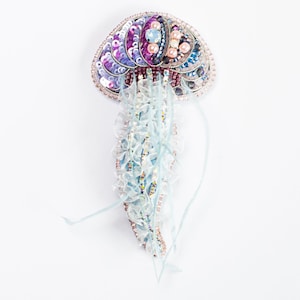 Jellyfish Bead embroidery kit. DIY craft kit Jellyfish. Jellyfish Brooch with Feather Tentacles. Bead Brooch kit. Needlework beading