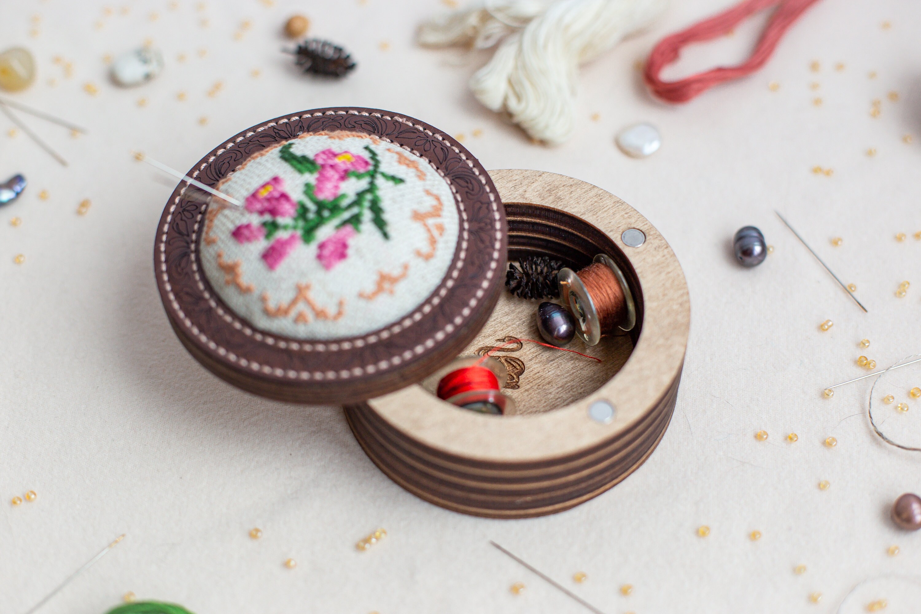 DIY Jewelry Box Craft Kit for Adults, Cross Stitch Kit, Sea Embroidery Kit,  Wooden Jewelry Box, Embroidered Trinket Box, Needlework Pattern 