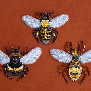 Wasp, Bumblebee, Honey Bee Bead Embroidery kit. Seed Bead Brooch kit. DIY Craft kit. Insect Beading Kit. Needlework beading