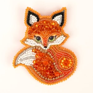 Fox Bead embroidery kit. Seed Bead Brooch kit. DIY Craft kit. Beading Kit. Needlework beading. Handmade Jewelry Making Kit