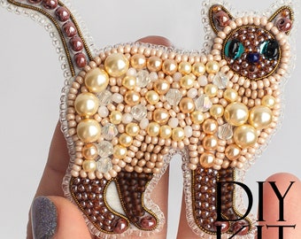 Siamese Cat Bead embroidery kit. Seed Bead Brooch kit. DIY Craft kit. Beading Kit. Needlework beading. Handmade Jewelry Making Kit