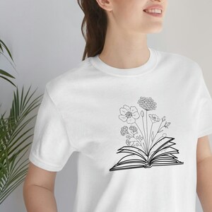 Floral book shirt, Bookworm tshirt, Librarian Shirt, Book Nerd Gift, Book Shirt, Reading Shirt, Book Lover Shirt, teacher gift, gift for her