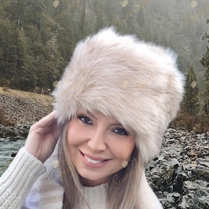 Latte Brown Faux Fur Hat with Light Brown Tips - Russian Fur Hat - Plush Hat - Hat For Winter - Cossack - Rabbit Fur Hat - Beret 22/23&quot;
