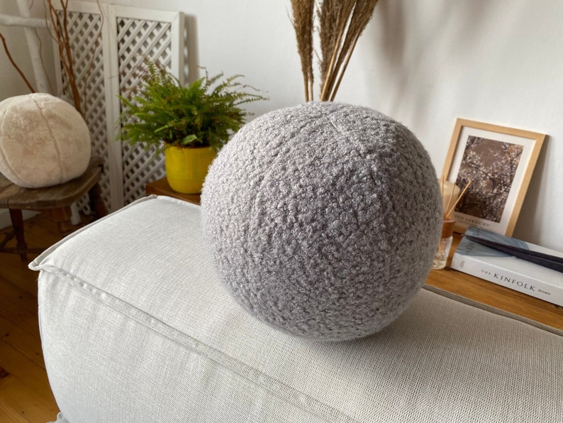 throw ball pillow
white ball pillow
luxury sphere pillow
round ball pillow
cozy boucle pillow
best selling items
Teddy bear fabric
Ball Cushion
Boucle Ball Pillow
Ball Pillow
Sphere Pillow
Boucle Pillow
throw pillow