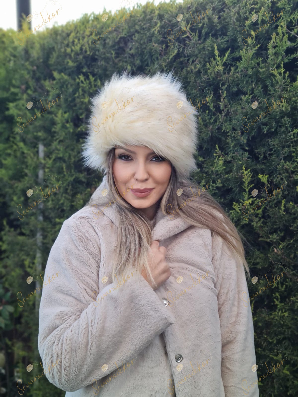 Cream Faux Fur Hat With Black Tips - Russian Fur Hat - Plush  display picture 3