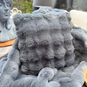 Faux Fur Double Sided Pillow Cover 
Faux Fur Pillow Cover 
Fall Pillow Cover 
Floor Pillow 
Plush Pillow
Bubble Pillow Cover
Pillow Case
