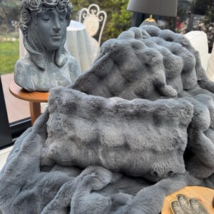 Faux Fur Double Sided Pillow Cover 
Faux Fur Pillow Cover 
Fall Pillow Cover 
Floor Pillow 
Plush Pillow
Bubble Pillow Cover
Pillow Case