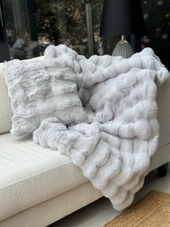 ファーブランケット - 高級フェイクファースローブランケット