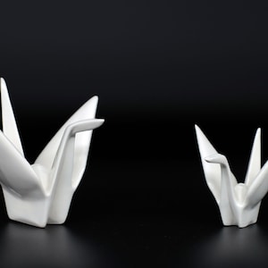 Figurine de grue Origami en porcelaine japonaise, Sculpture d'oiseau faite à la main, grue en céramique 3d, décoration artistique, décoration de maison, cadeau de mariage image 1