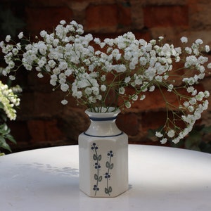 Pequeño jarrón de porcelana cuadrado hecho a mano para flores de primavera decoración perfecta para Pascua imagen 9