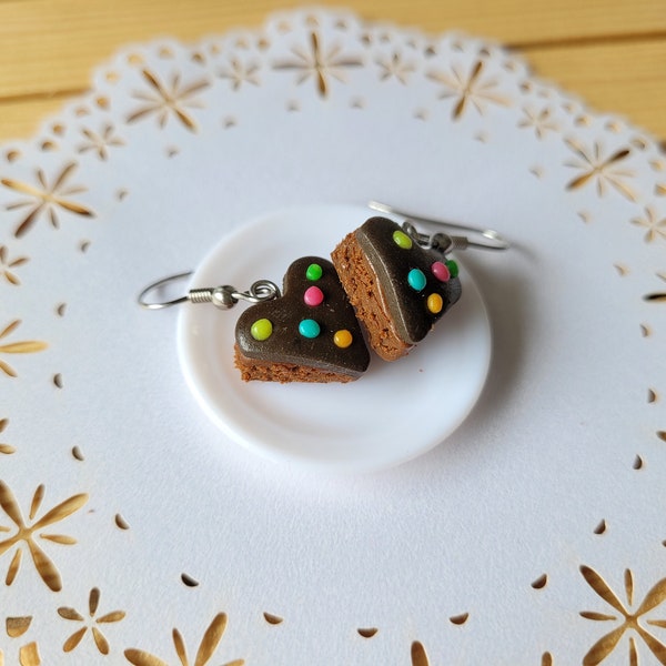 Boucles d'oreilles brownie cosmique, boucles d'oreilles chocolat, boucles d'oreilles nourriture, boucles d'oreilles amusantes, boucles d'oreilles boulanger, boucles d'oreilles coeur kawaii Boucles d'oreilles Saint-Valentin