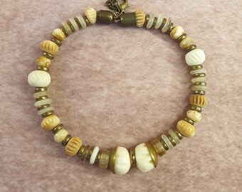 beige crème witte bone kralen armband