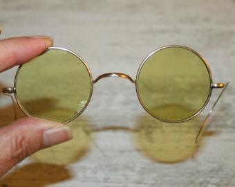 Antique Glasses, Round Lens Glasses, Gold Wire Frame Glasses, Vintage Glasses, Photo Props, Rarity, Steampunk Style, Vintage Gift