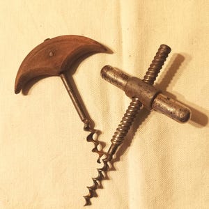 Wooden corkscrew/-bottle opener- vintage 50s- wine lovers gift- collectible bottle opener- gift for her/him