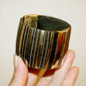Vintage 80s, black and brass bracelet and African style cuff, Chunky African jewelry, Fashion Jewelry, Boho, gift for her