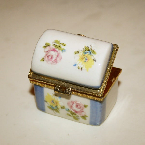 Caja de joyería/anillo de cerámica • Pequeño pastillero vintage coleccionable • regalo del día de la madre • regalo para ella • regalo atemporal • regalo de Navidad