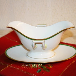 Vintage 1920s porcelain Gravy Boat, Hutschenreuther Germany Bavaria - timeless gift - gift for her