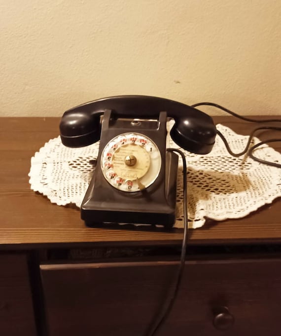 Téléphone Ancien En Bakélite - Pièce Vintage Avec Caractère, Idéal Décoration Ou Collection