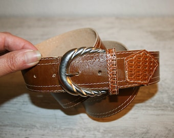 Brown Leather belt - silver color Buckle - Vintage 80s - Gift for her -