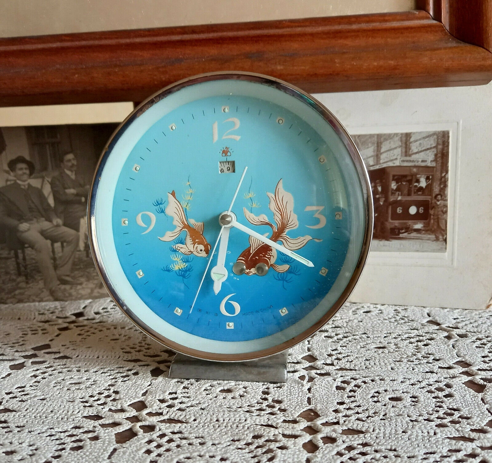 Home & Living Clocks Vintage alarm clock China wind up clock home decor