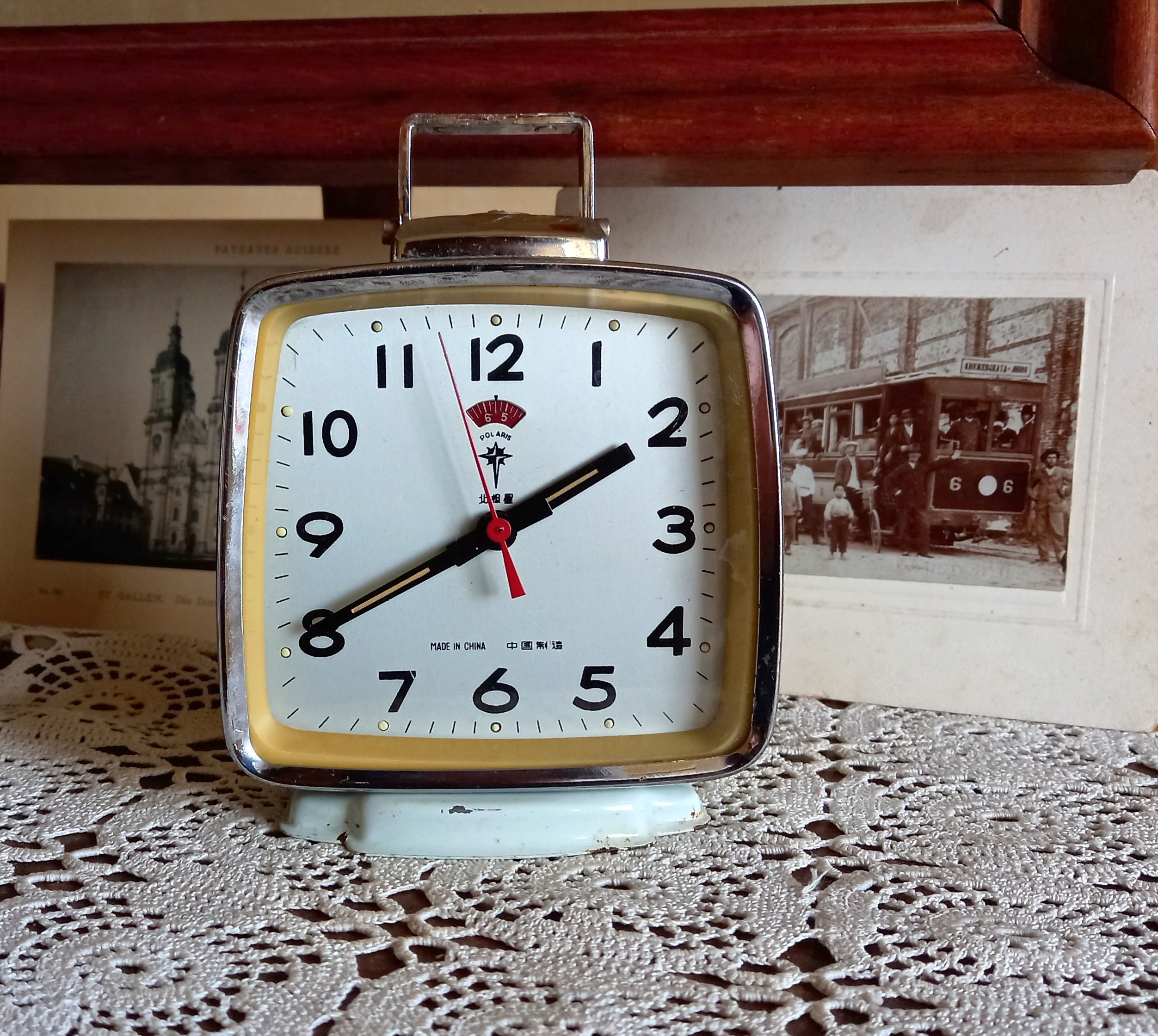 Réveil Vintage Polaris – Mécanique, Métal, Blanc – Fabriqué En Chine – Rare