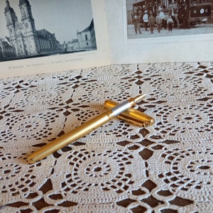 Vintage fountain pen, Baixin,  fountain pen, China, 18k gold nib