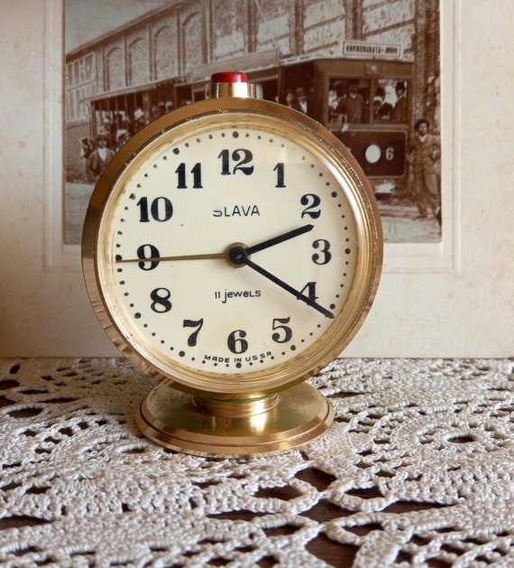 Reloj despertador vintage reloj despertador Slava reloj mecanico reloj sovietico reloj de la URSS reloj de cuerda Etsy Espana