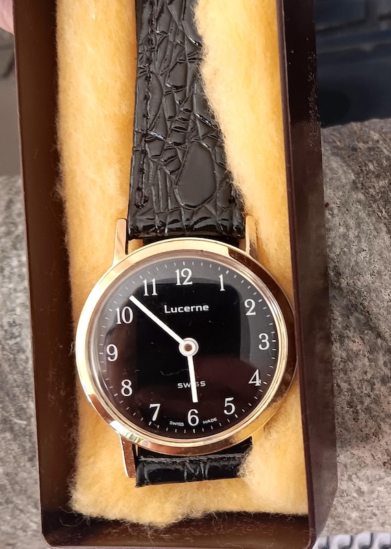 Vintage Lucerne mechanical Watch Lucerne Mechanical Wrist Watch Womens Gold Tone Black Band  main image 4