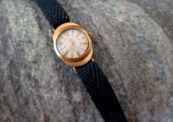 Vintage wristwatch, soviet watch, AU, Gold plated… - image 3