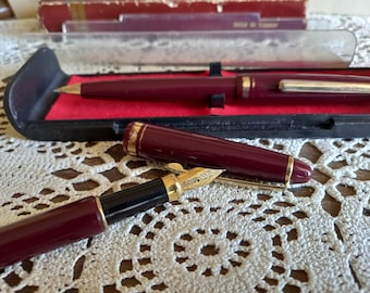Vintage set, fountain pen, ballpoint pen, Taiwan, Iridium point, gold nib