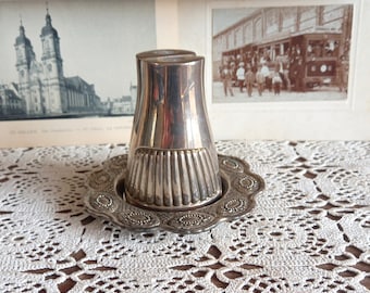 Vintage Salt and Pepper shaker, Silver plated, kitchen decoration