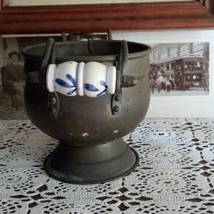 Vintage copper pot, vintage planter, porcelain handle, France, pot, planter, vintage gift, home decor