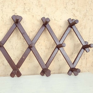 Accordion Coat Hanger, Vintage Wood Accordion Rack, Country Farmhouse Peg, Vintage Kitchen Decor, Farm House Decor, Hanger, Peg, Rack