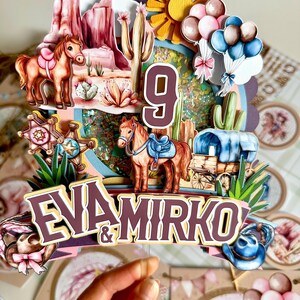 Ruale Magico Con Spaventose Candele Nere Al Cranio Dei Cavalli E Corse All Esterno Fondo Esoterico Gotico Ed Occulto Mistico Image218883861