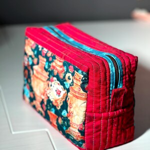 Cube patron de couture PDF de trousse à maquillage, patron de pochette matelassé à fermeture éclair en 3 tailles, patron de trousse de maquillage, téléchargement numérique