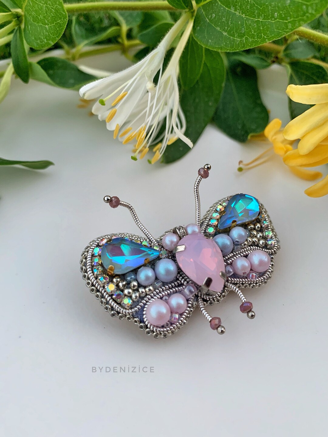 Doreenperles mode broche broches papillon pour femmes bijoux Animal or multicolore strass