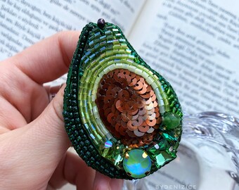 Broche avocat faite main, épingle avocat, broche fruits, bijoux fruits, bijoux pour diététicienne, cadeau personnalisé, cadeau pour elle, cadeau de Noël