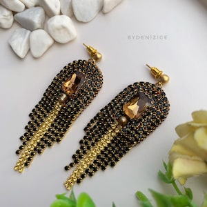 Handmade pendant earring, embroidered earring, handmade golden earring, customised gift, gift for her, Christmas gift