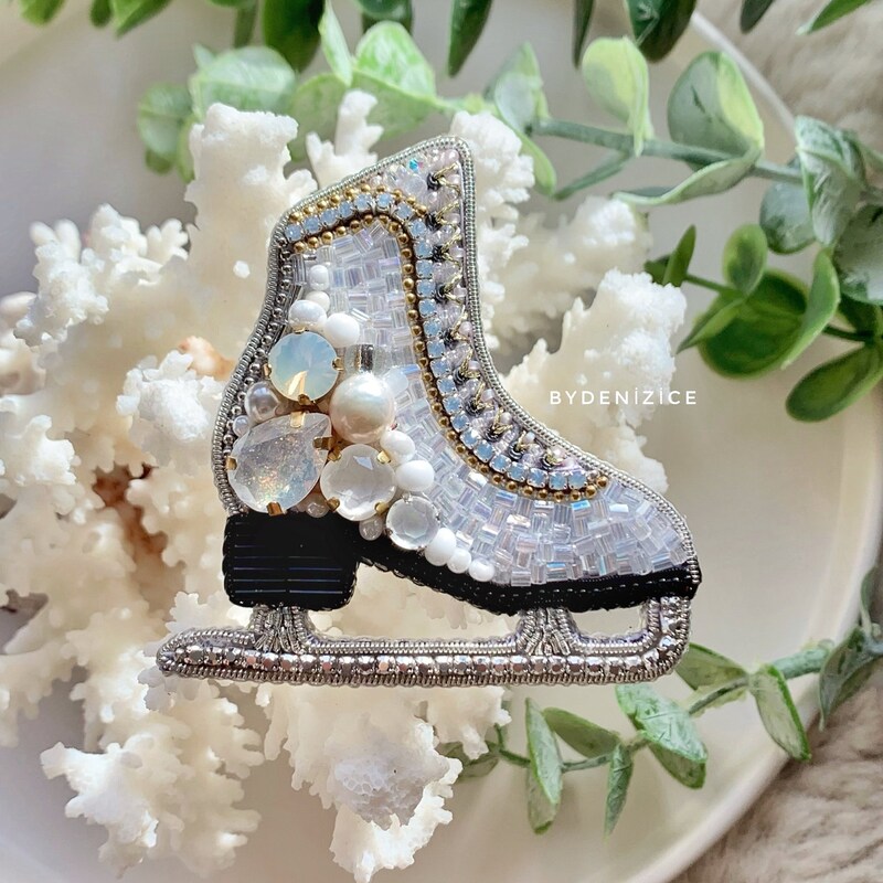 Broche Argent Sterling Patineur Sur Glace – Forme Libre, Neuve Sans Emballage