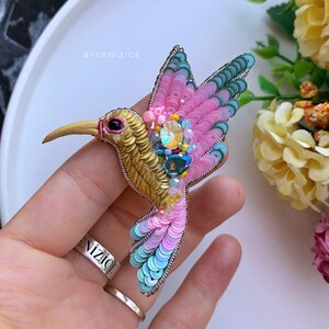 Handmade bird brooch, hummingbird brooch, hummingbird jewelry, gift for her, Christmas gift