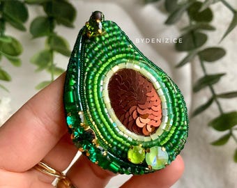 Broche de abacate feito à mão com miçangas, broche de frutas, presente para ela