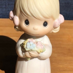 Vintage Collectible Precious Moments BRIDESMAID E-2831 Figurine by Jonathan & David 1983