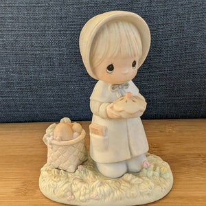 Vintage Collectible Precious Moments 1988 &quot;NOVEMBER&quot; Figurine 110108 by Samuel J Butcher