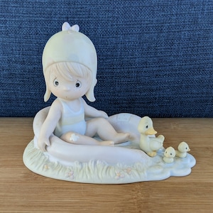 Vintage Collectible Precious Moments &quot;1988 August&quot; Figurine 110078 by Samuel J Butcher