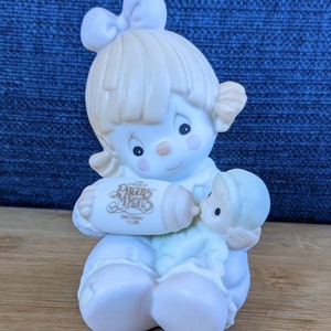 Vintage Collectible Precious Moments Charter Member &quot;Can&#39;t Get Enough Of Our Club&quot; Figurine B0109 by Samuel J Butcher 1994